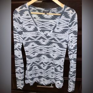Express Gray Geometric Vneck Long Sleeve Top Small